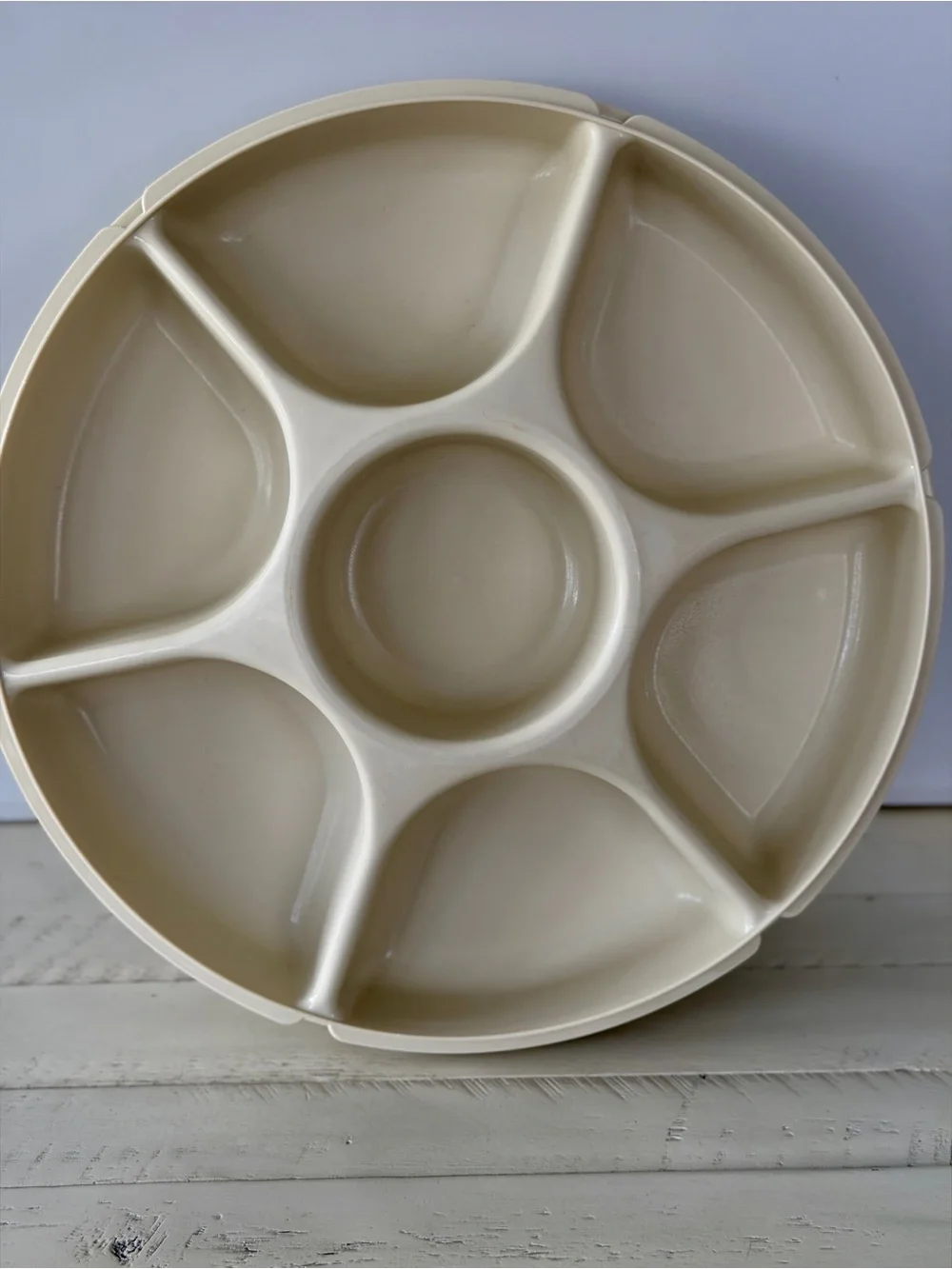 Vintage Tupperware #1666-3 Almond Divided Serving Tray with Lid